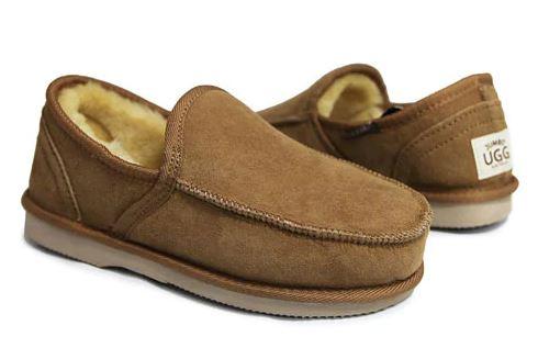 Jumbo Ugg - UGG= Deluxe Slipper - Chestnut