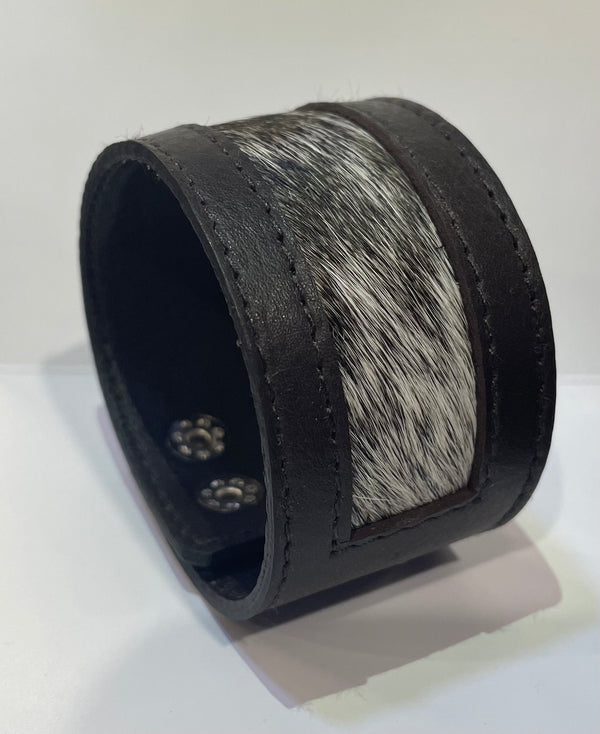 The Design Edge - Cowhide Wrist Band (Thick) - D/Brown