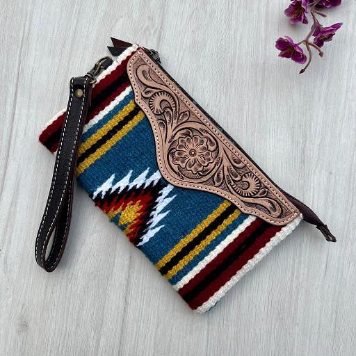 The Design Edge - SaddleBlanket Tooled Sml Clutch - Multi