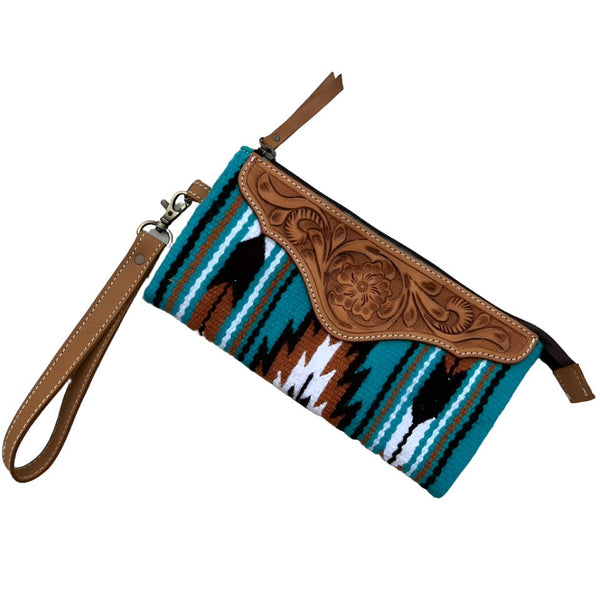 The Design Edge - SaddleBlanket Tooled Sml Clutch - Turq